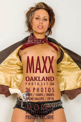 Maxx California nude art gallery by craig morey